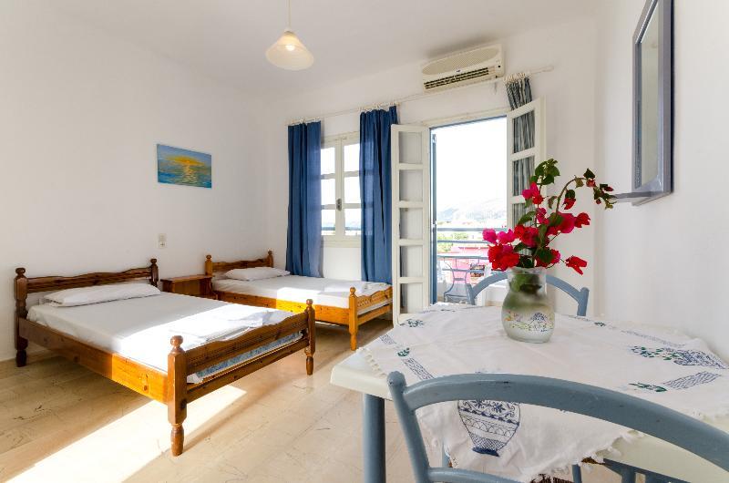 Aris Apartments มาเลีย ภายนอก รูปภาพ