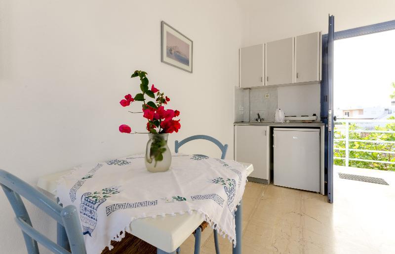 Aris Apartments มาเลีย ภายนอก รูปภาพ